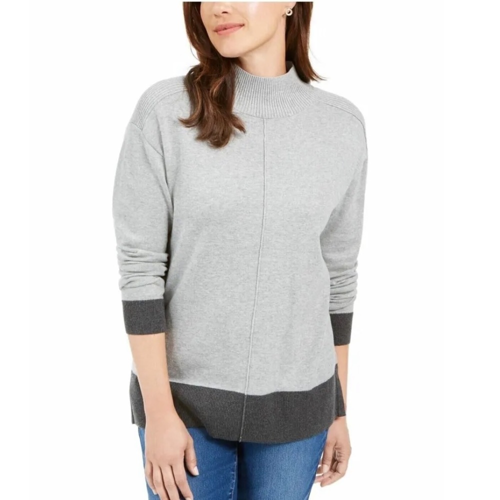KAREN SCOTT Large Seam Front Block Sweater NEW